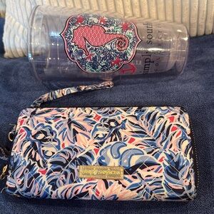 Simply Southern Wallet w Wrist Strap Quilted Zippered and 24 Oz seahorse Tervis